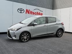 Mantattengrau Gebraucht 2018 Toyota Yaris Hybrid Team Limousine | 14.990 € (Fairer Preis)