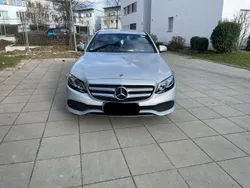 Silber Gebraucht 2018 Mercedes E220 Avantgarde Limousine | 26.500 € (Guter Preis)