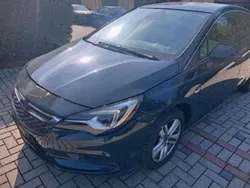 Grün Gebraucht 2018 Opel Astra Innovation Kleinwagen | 6.500 € (Superpreis)