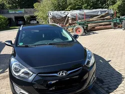 Schwarz Gebraucht 2015 Hyundai i40 Premium Kombi | 11.000 € (Teuer)
