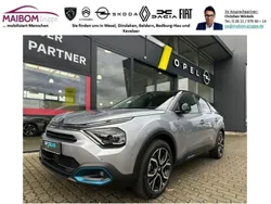 Hell blau metallic Gebraucht 2023 Citroën e-C4 Shine Limousine | 21.990 € (Guter Preis)