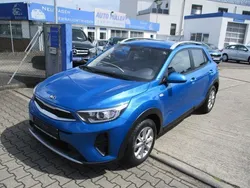 Blau Gebraucht 2021 Kia Stonic SUV | 14.950 € (Fairer Preis)