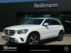 Weiß Gebraucht 2020 Mercedes GLC200 Exclusive SUV | 34.990 € (Fairer Preis)