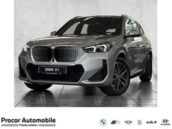Silber Neu 2025 BMW iX1 M Sport SUV | 48.990 € (Guter Preis)