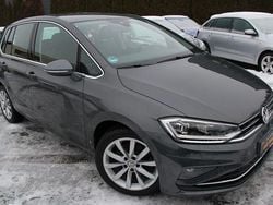 Grau Gebraucht 2018 VW Golf Sportsvan Highline Van / Kleinbus | 16.990 € (Guter Preis)