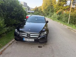 Schwarz Gebraucht 2017 Mercedes E220 Kombi | 22.699 € (Guter Preis)