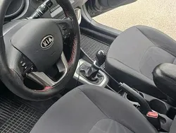 Schwarz Gebraucht 2012 Kia Rio Kombi | 3.800 €