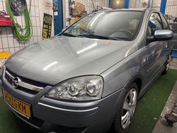 Silber Gebraucht 2005 Opel Corsa Edition Kleinwagen | 3.350 € (Teuer)