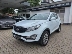 Weiß Gebraucht 2015 Kia Sportage Vision SUV | 11.700 € (Fairer Preis)