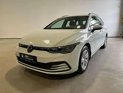 Pure white Gebraucht 2021 VW Golf VIII Life Kombi | 24.490 € (Fairer Preis)