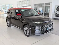 Schwarz Gebraucht 2024 Kia Soul EV Inspiration SUV | 32.790 € (Fairer Preis)