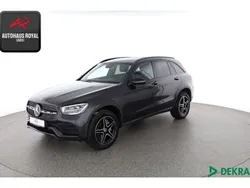 Grau (metallic) Gebraucht 2022 Mercedes GLC300e AMG SUV | 43.619 € (Fairer Preis)