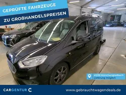 Obsidianschwarz Gebraucht 2022 Ford Tourneo Courier Titanium Van / Kleinbus | 15.690 € (Fairer Preis)