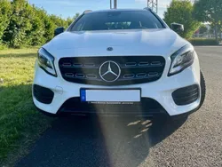 Weiß Gebraucht 2019 Mercedes GLA200 Urban SUV | 20.950 € (Guter Preis)