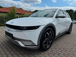 Weiß Gebraucht 2022 Hyundai Ioniq 5 SUV | 29.995 € (Etwas zu teuer)