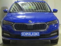 Energy blue Gebraucht 2022 Skoda Octavia Tour Kombi | 22.500 € (Guter Preis)
