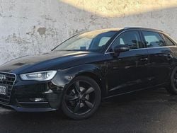 Schwarz Gebraucht 2015 Audi A3 Ambition Limousine | 9.900 € (Guter Preis)