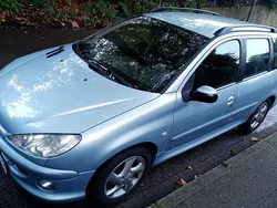 Blau Gebraucht 2003 Peugeot 206 Kombi | 1.750 € (Etwas zu teuer)