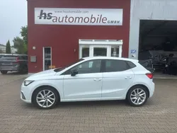 Weiß Gebraucht 2024 Seat Ibiza FR Limousine | 16.499 € (Fairer Preis)