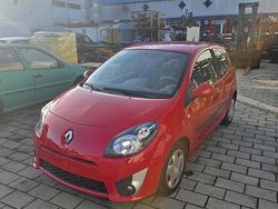 Rot Gebraucht 2010 Renault Twingo Kleinwagen | 2.200 € (Etwas zu teuer)