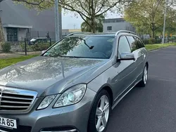 Grau Gebraucht 2011 Mercedes E220 Kombi | 6.600 € (Superpreis)