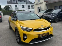 Gelb Gebraucht 2019 Kia Stonic Gold SUV | 15.190 € (Fairer Preis)