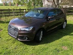 Braun Gebraucht 2013 Audi A1 Kleinwagen | 9.999 € (Etwas zu teuer)