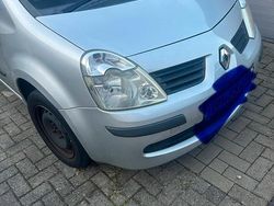 Silber Gebraucht 2006 Renault Modus Van / Kleinbus | 1.100 €