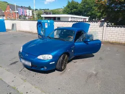 Blau Gebraucht 2025 Mazda MX5 Edition Cabrio | 11.000 €