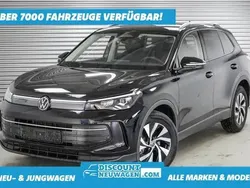 Deep black metallic (2t) Neu 2024 VW Tiguan Life SUV | 39.390 € (Fairer Preis)