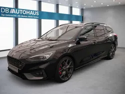 Schwarz Gebraucht 2022 Ford Focus ST Kombi | 20.650 € (Superpreis)