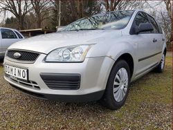 Silber Gebraucht 2006 Ford Focus Kombi | 1.990 € (Fairer Preis)