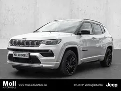 Silber Gebraucht 2022 Jeep Compass SUV | 31.900 € (Etwas zu teuer)
