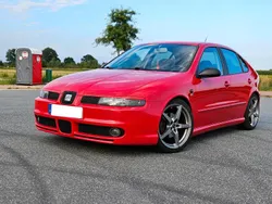 Rot Gebraucht 2005 Seat Leon Kleinwagen | 3.900 € (Etwas zu teuer)
