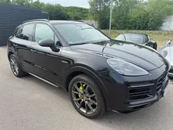 Tiefschwarzmetallic Gebraucht 2021 Porsche Cayenne Sport SUV | 78.980 € (Fairer Preis)