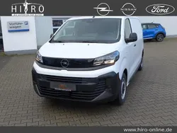 Lackierung weiss icy/typ aussenverkleidung spiegel flach standard Gebraucht 2024 Opel Vivaro Edition Van | 28.990 € (Etwas zu teuer)