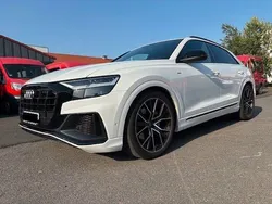 Weiß Gebraucht 2020 Audi Q8 S-Line SUV | 55.990 € (Fairer Preis)