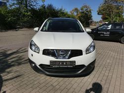 Weiß Gebraucht 2010 Nissan Qashqai +2 Tekna SUV | 6.599 € (Etwas zu teuer)