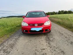 Rot Gebraucht 2008 VW Golf V Kleinwagen | 2.500 € (Fairer Preis)