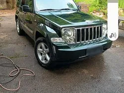 Grün Gebraucht 2011 Jeep Cherokee Limited SUV | 8.500 € (Etwas zu teuer)