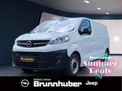 Lackierung weiss icy/typ aussenverkleidu Gebraucht 2024 Opel Vivaro Van | 30.950 € (Etwas zu teuer)