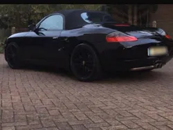Schwarz Gebraucht 1999 Porsche 986 Boxster Cabrio | 9.500 €
