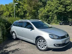 Silber Gebraucht 2011 VW Golf VI Style Kombi | 7.000 € (Etwas zu teuer)