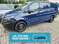 Blau Gebraucht 2021 Mercedes Vito Van / Kleinbus | 27.965 €