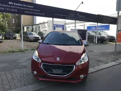 Dunkelrot (metallic) Gebraucht 2015 Peugeot 208 Kleinwagen | 7.890 € (Guter Preis)