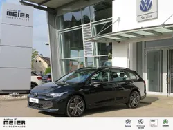 Grenadillschwarz metallic Neu 2025 VW Golf VIII Life Kombi | 31.240 € (Superpreis)