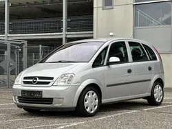 Silber Gebraucht 2005 Opel Meriva Enjoy Van / Kleinbus | 1.950 € (Fairer Preis)