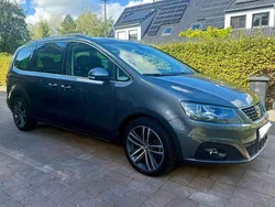 Grau Gebraucht 2022 Seat Alhambra Van / Kleinbus | 32.750 € (Guter Preis)