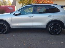 Silber Gebraucht 2016 Porsche Cayenne S SUV | 38.999 € (Etwas zu teuer)
