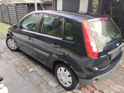 Blau Gebraucht 2007 Ford Fiesta Fun X Kleinwagen | 2.222 € (Fairer Preis)